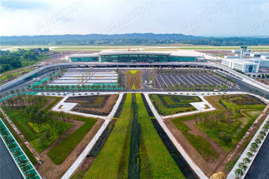 飞机场附近拍飞机照片 knae-hhehtqh4318659.jpg