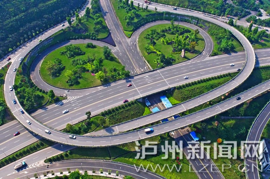 200万人口的城市_跻身二线城市的门槛在哪儿 中心城区人口200万以上