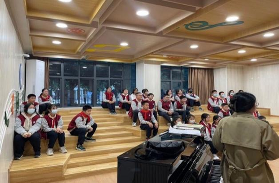 声乐坊:开展音乐第一课堂及音乐教学活动