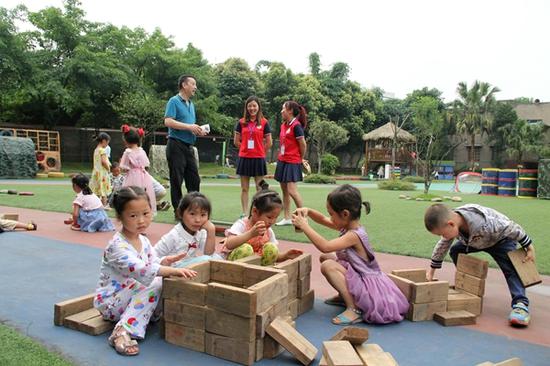 办好农村学前教育困难不少 宜宾想出了这样的