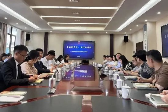 成都市石室成飞中学在石室中学学习培训