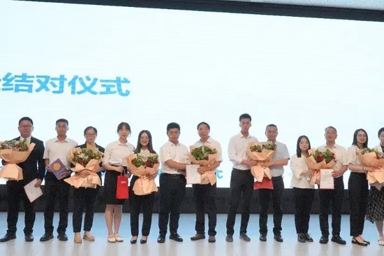 2023年石室成飞中学”青蓝结对“现场