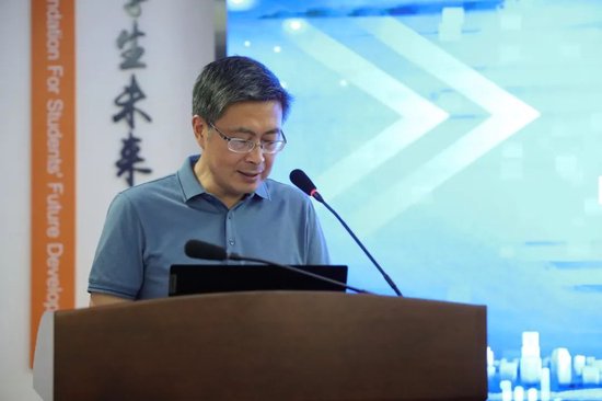 唐勇副校长致辞