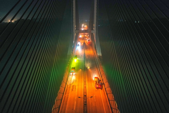 鸟瞰泸州泰安长江大桥。牟科摄