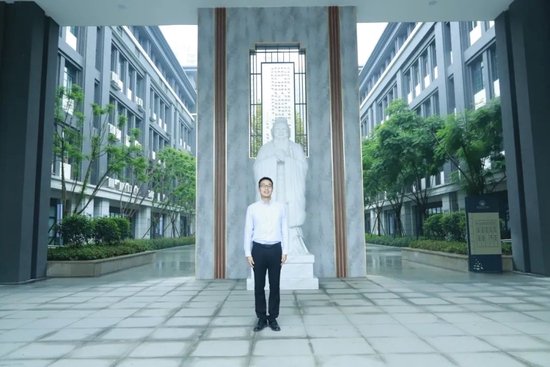 秦梓超