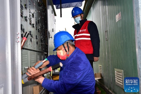 成都凤凰山音乐公园第三电源建成通电。受访者供图
