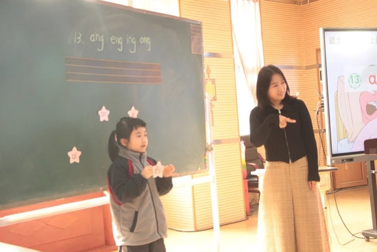 杨卓