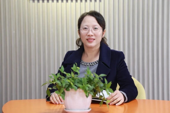 二年级 张从容老师