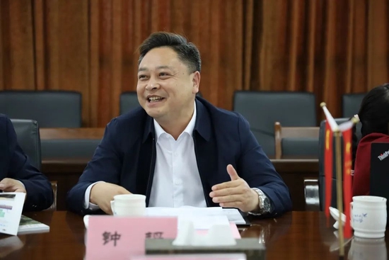 钟韬副校长主题发言中
