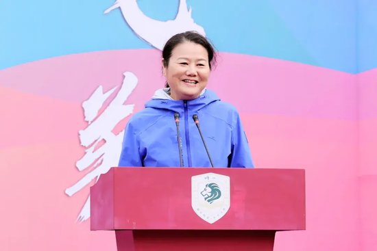 奥运冠军张山女士