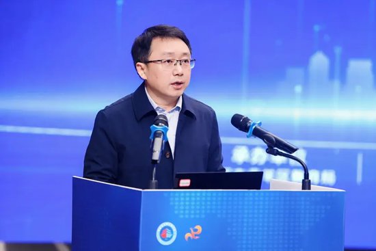 成都市委教育工委委员、成都市人民政府总督学石斌