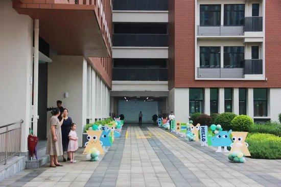 成都师范银都紫竹小学校园开放日活动现场