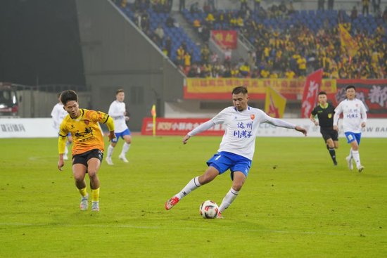达州球员比赛瞬间   温仕卿/摄