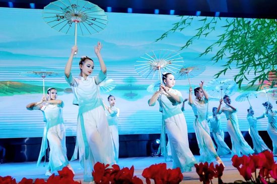 舞蹈：《西子湖・初妆》