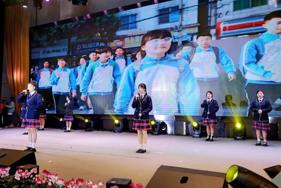 朗诵：《立格赋—追光少年》