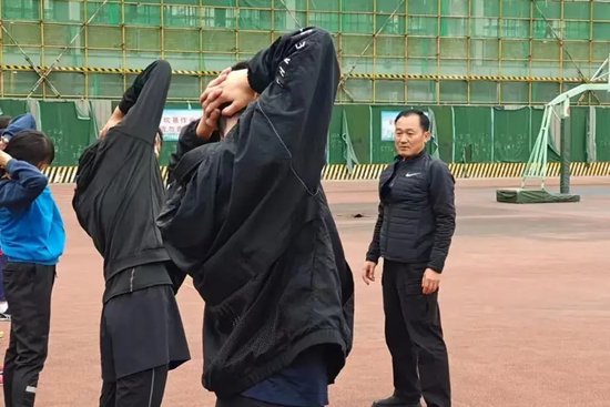北京体育大学潘教授到校指导工作
