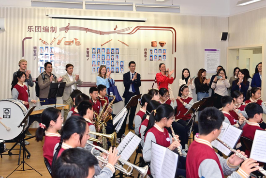金声管乐团表演