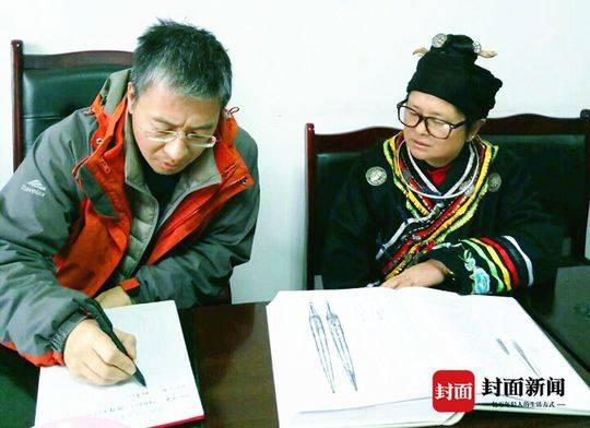 中科院考古研究所主任、教授严志斌与赵昌平交流