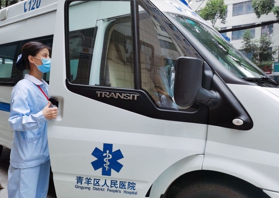 考点医务人员。成都市青羊区新华少城社区卫生服务中心(青羊区人民医院)供图