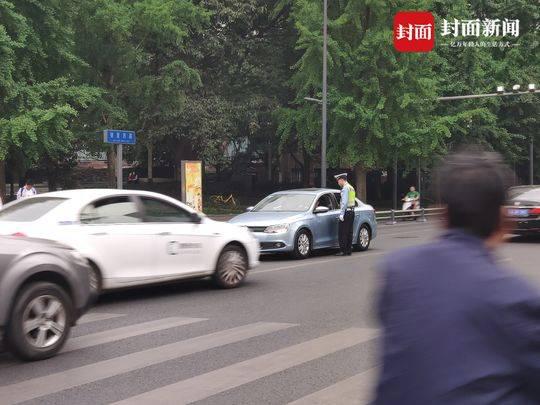 仍有个别车辆误入,影响其它车辆正常通行。