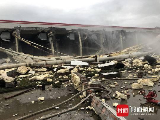 各地死亡人口_美女死亡照片(3)