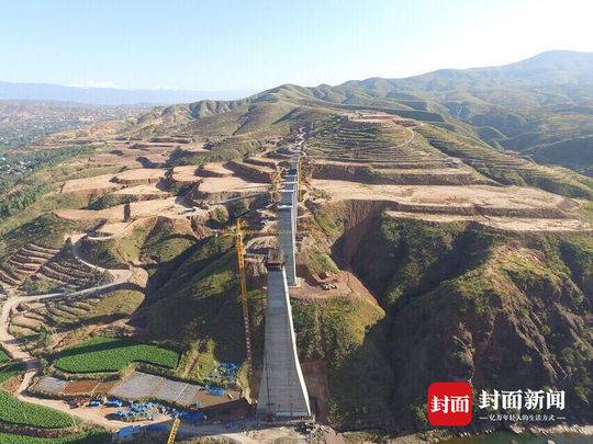 图三:蜻蛉河特大桥