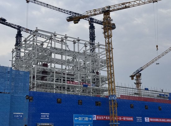 中煤广元燃煤发电项目热火朝天的施工现场