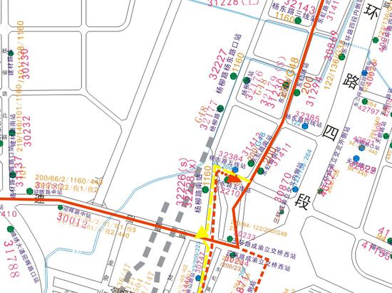 200路(起讫点:长融街站—双桥子南站)