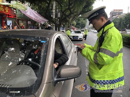 执法过程中