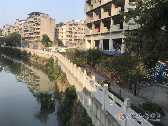 ��ϼ·������·���ζ�·�Σ�