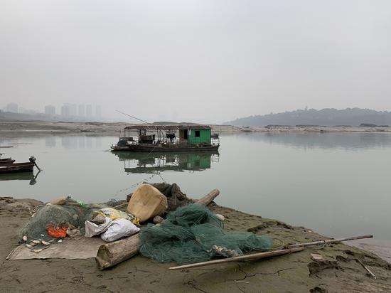 长江流域泸州段。