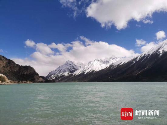 昌都然乌湖景区