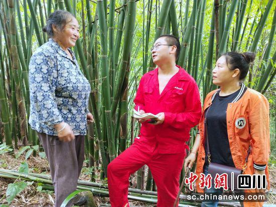發現隱患點現場(蘆山融媒 供圖)