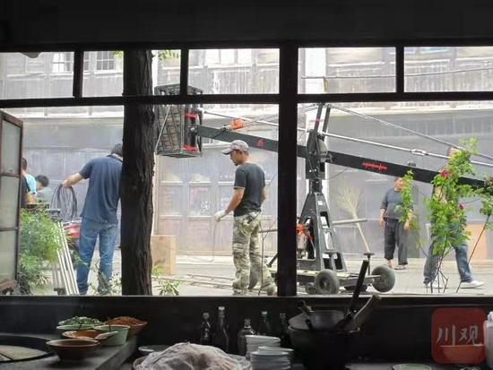 在涂家院子內取景拍攝電影的場景(圖片由房主涂先生提供)
