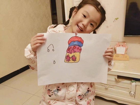 刘恒超女儿为爸爸画的画