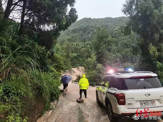 ↑广元昭化遭暴雨袭击