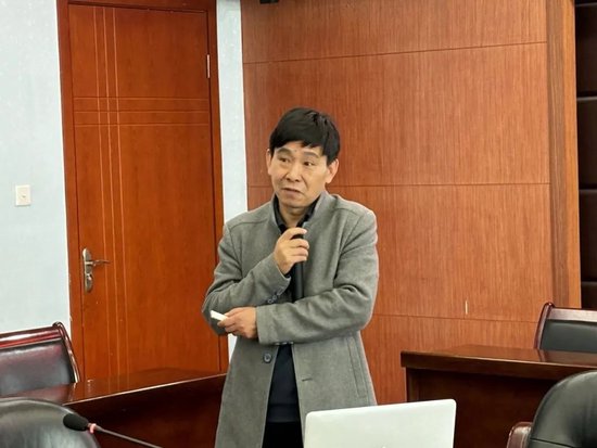 杨文鸿老师