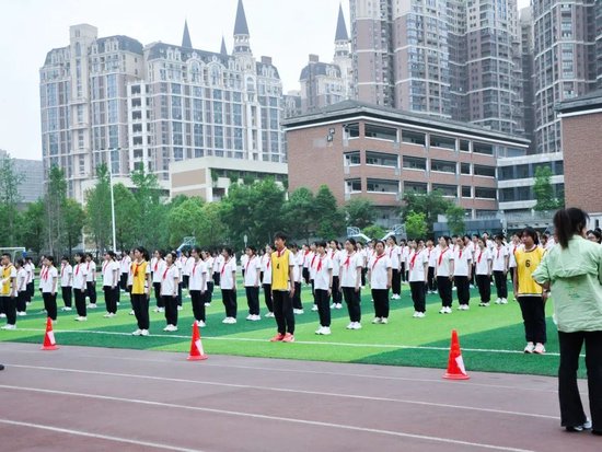 路队比赛