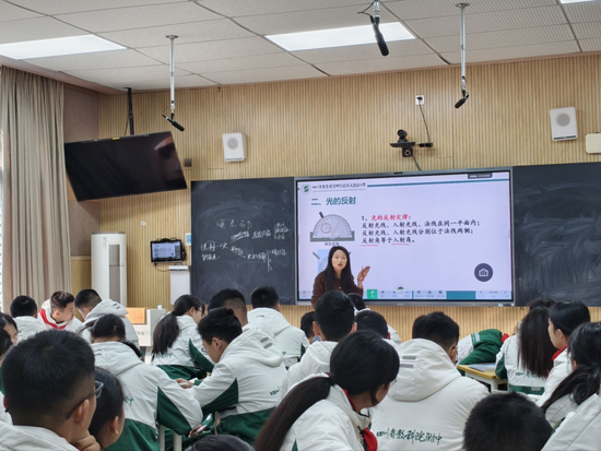 邱敏老师上研讨课