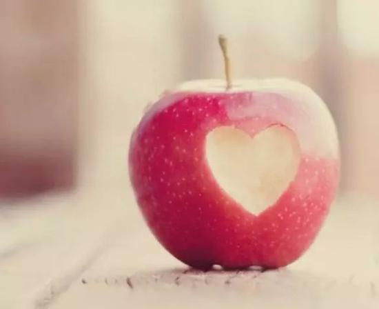 苹果怎么吃小妙招简单 6ae1-isehnni7344513.jpg