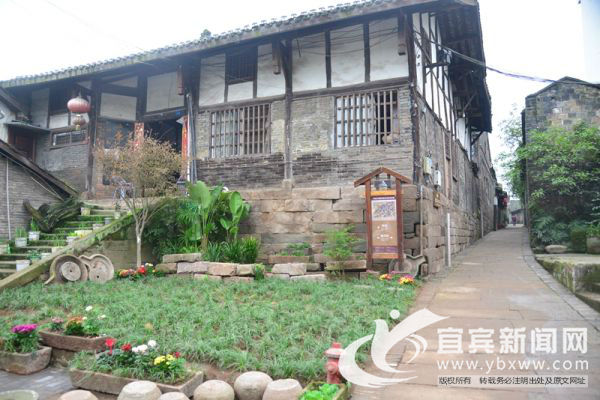 改造完工的节点景观。(杨晓川 摄)