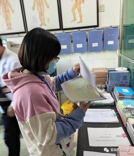 执法人员现场调查核实情况