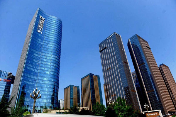 成都将东进、南拓、西控、北改、中优