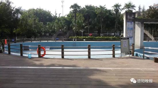 魂断游泳课 德阳7岁男童游泳池误入深水区溺亡