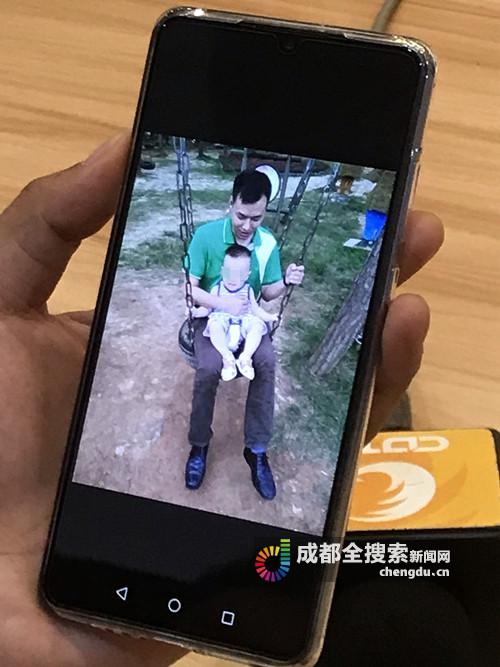李科和孩子在一起