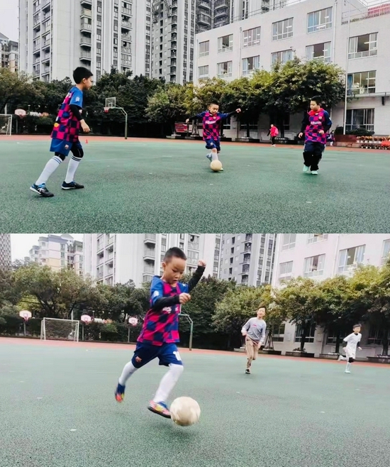 桐梓林小学内，孩子们正在踢足球。学校供图