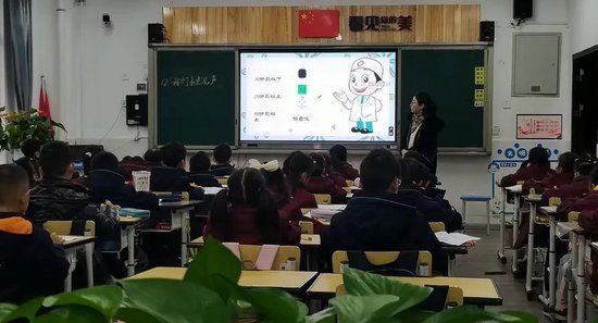 《我们小点儿声》孙天立老师
