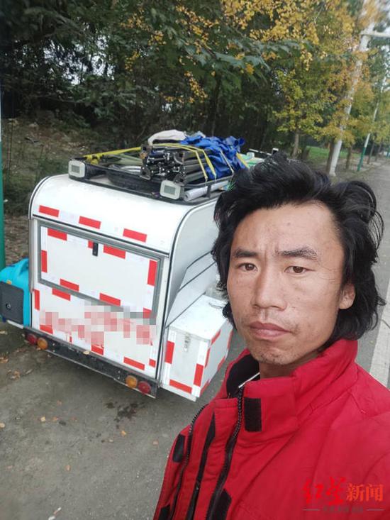 趙凡超在四川