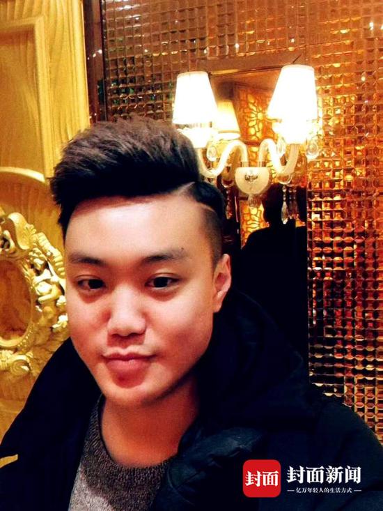 這是受害者留下為數不多的照片