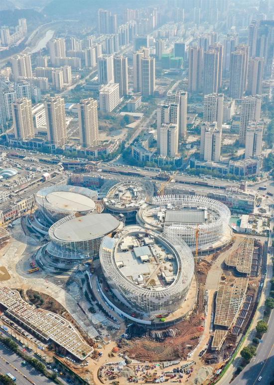 市民中心正在加快建設中 劉昌松/攝